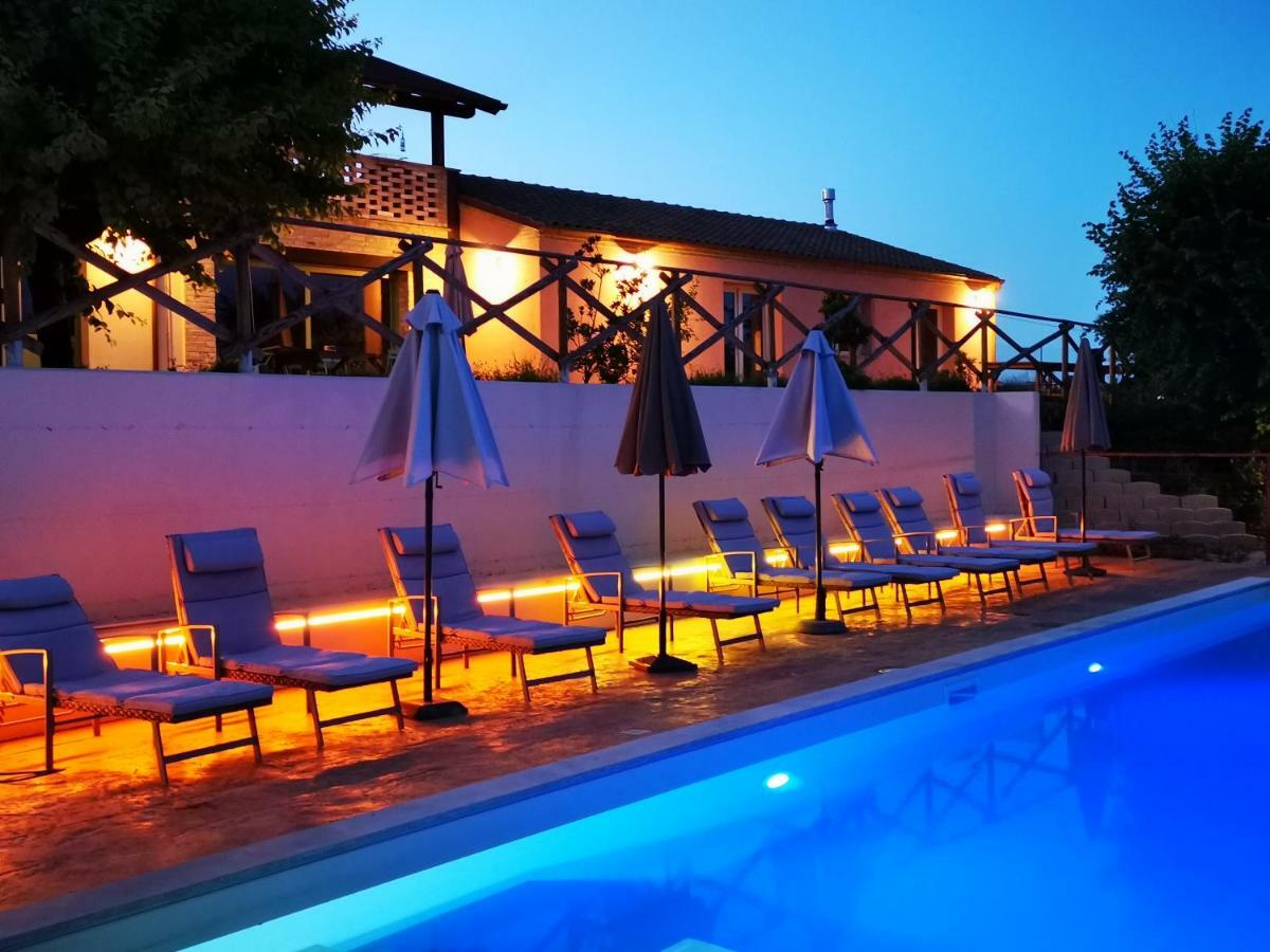 B&B Ceresa - Country House Loreto Luaran gambar
